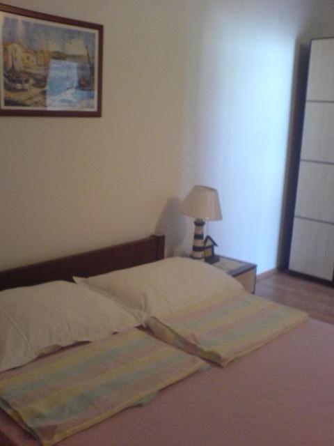 Vesna Apartma Vir