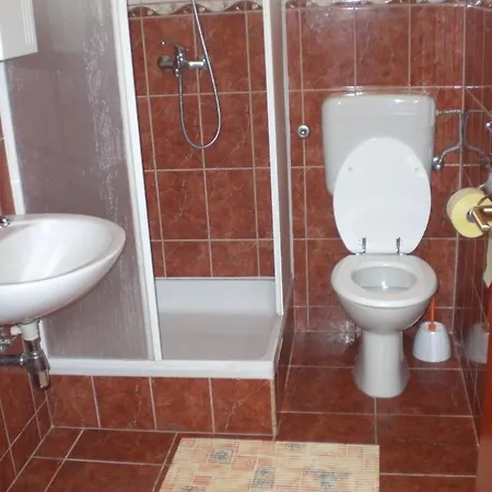 Apartmani Vesna Vir Exterior photo