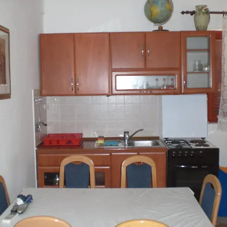 Apartmani Vesna Vir Exterior photo