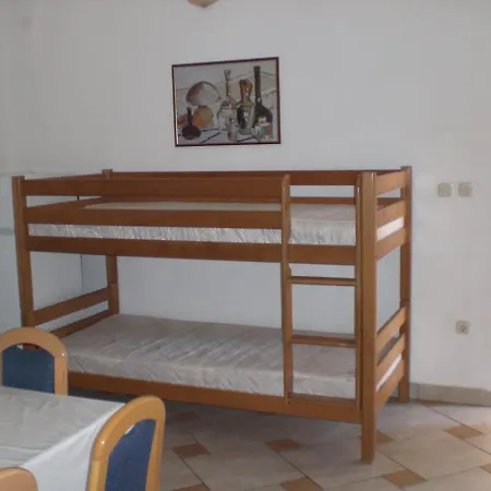 Apartmani Vesna Vir Exterior photo