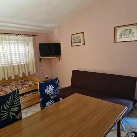 Apartmani Vesna Vir Exterior photo