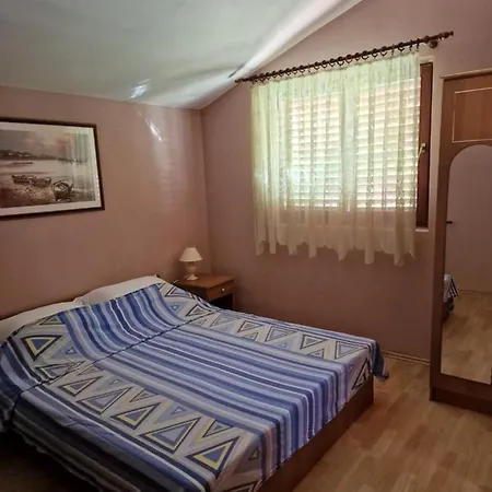 Apartmani Vesna Vir Exterior photo