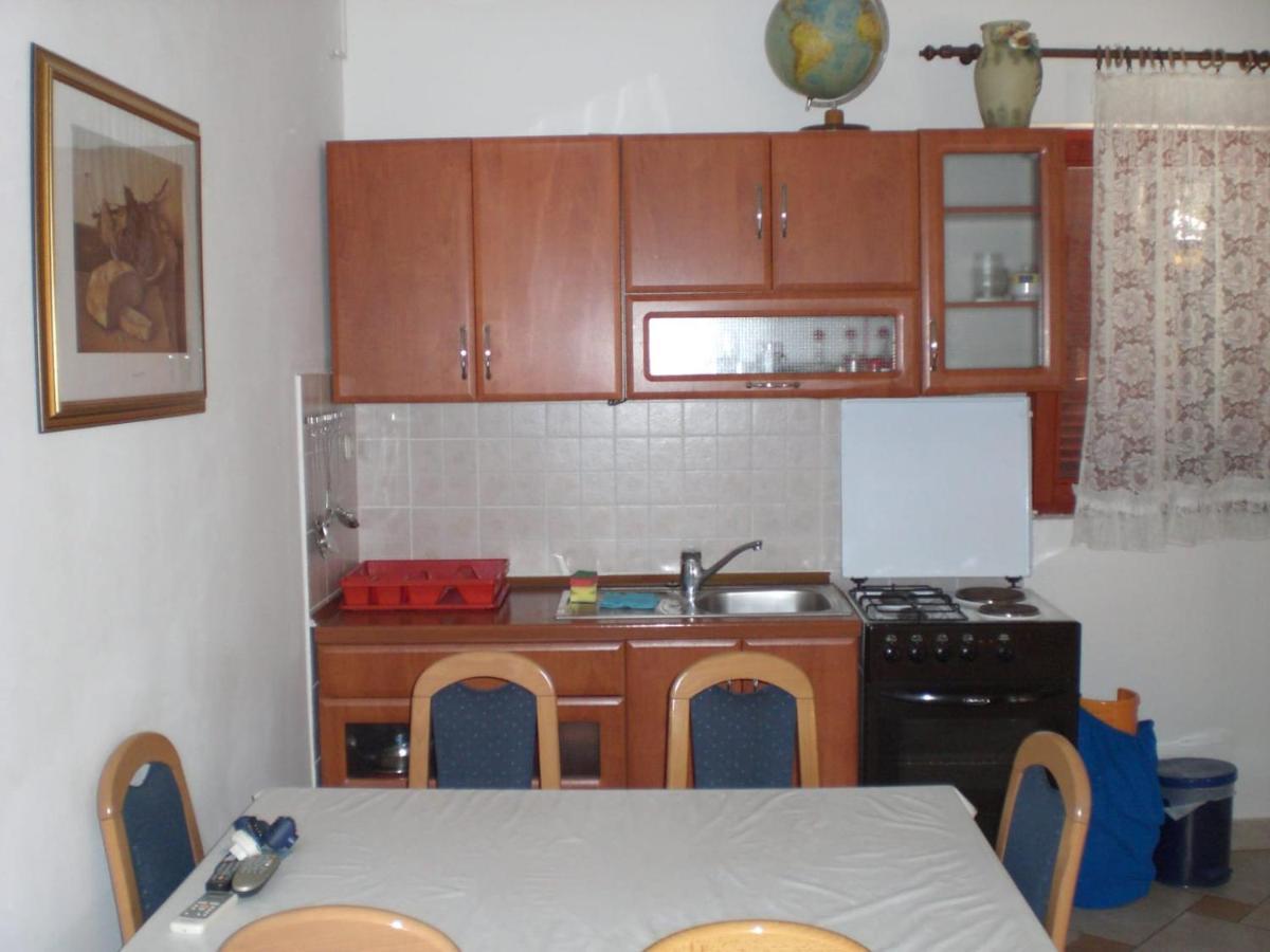Apartment Vesna Vir